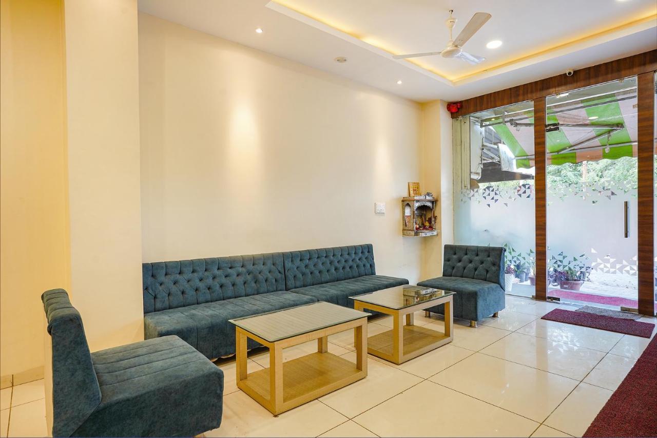 Fabhotel Sukh Vilas Индор Екстериор снимка